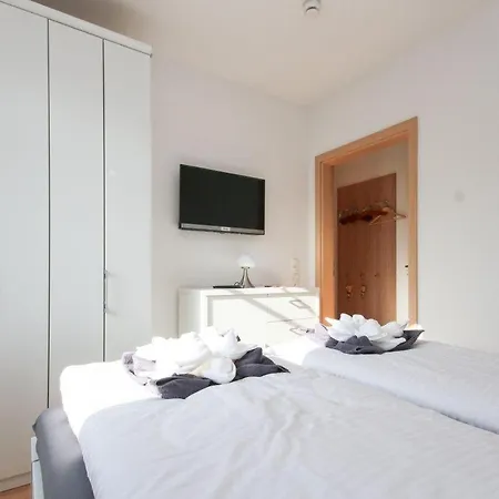 Kerstins-muehlenplatz *